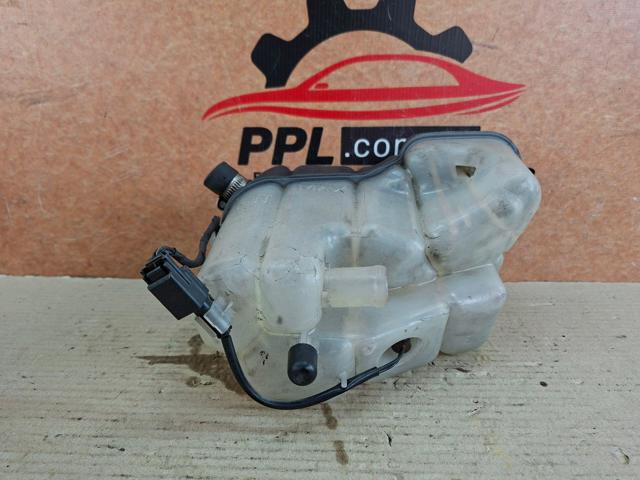 6G918K218CD VOLVO Бачок системы охлаждения расширительный купить в Ужгород
