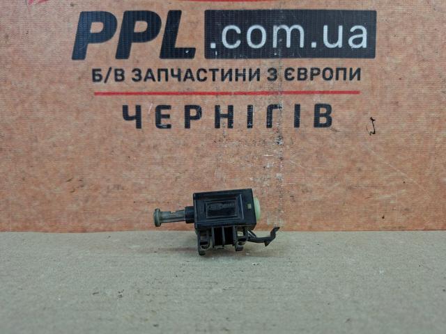 Датчик включения сцепления 6G9T11A152AA FORD