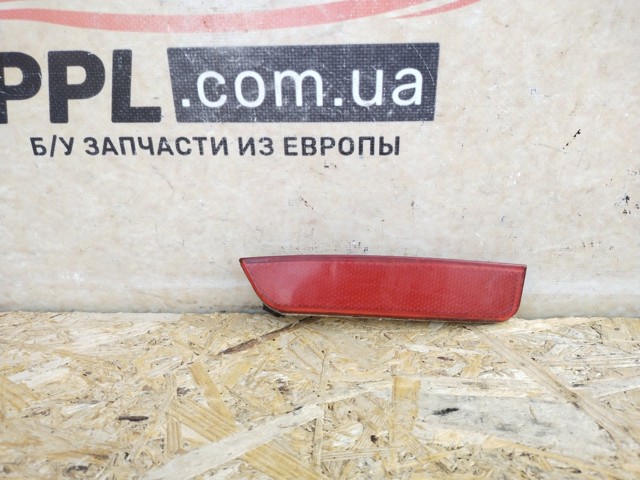 Катафот (отражатель) заднего бампера, левый 6L6945105 VAG