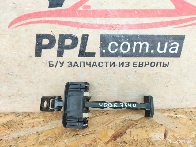 Ограничитель открывания двери, передний 7182005 BMW