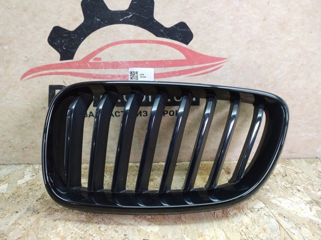 Решетка радиатора 7295521 BMW
