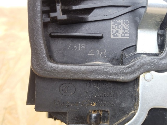 7318418 BMW Замок двери задней правой купить в Киев