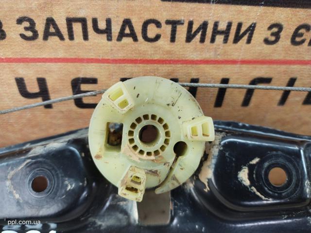 BMW 7351049 в наличии Украина