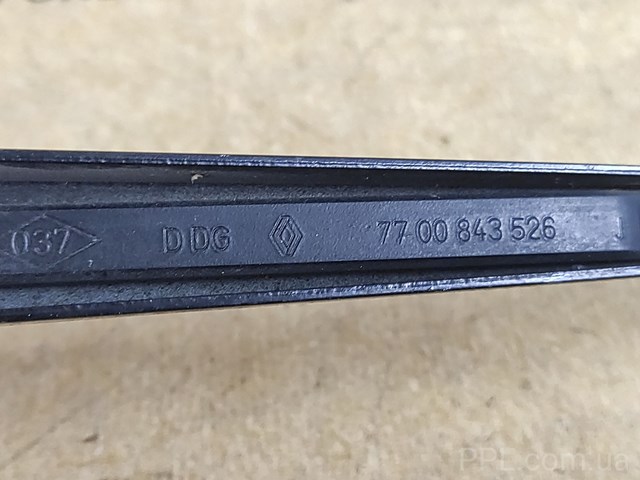 Рычаг-поводок дворника лобового стекла 7700843526 RENAULT