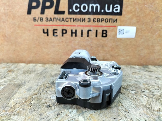7P0959591B Мотор привода люка купить Львов