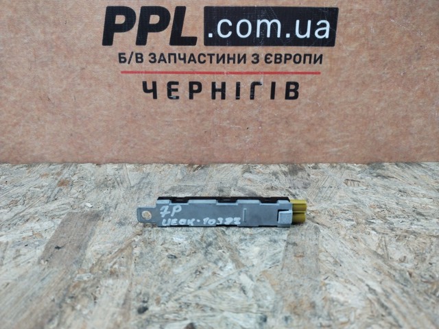 7P6035552P Усилитель сигнала антенны купить Львов