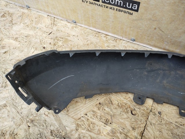 Губа переднего бампера 80A807061B VAG