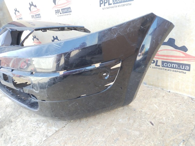 RENAULT 8200142000 Передний бампер в наличии Ирпень