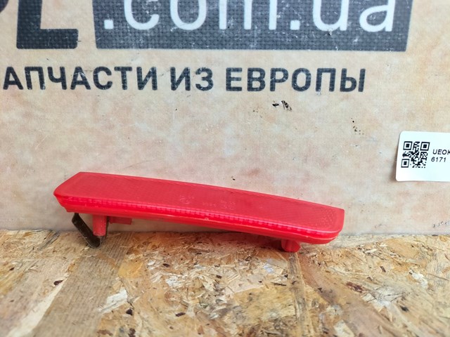 RENAULT 8200384036 Катафот (отражатель) заднего бампера правый в наличии Ужгород