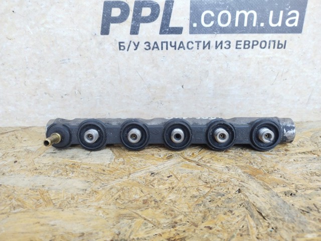 8200842432 RENAULT Распределитель топлива (рампа) купить в Ровно