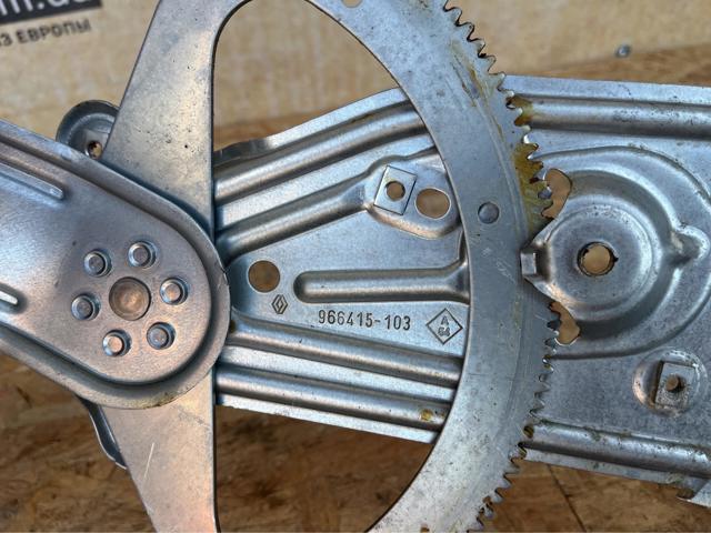 827208148R RENAULT Механизм стеклоподъемника двери задней правой купить в Житомир