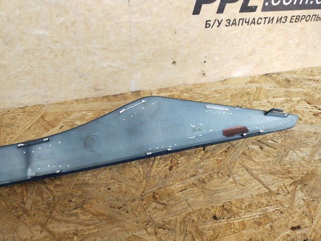 828763777R Накладка двери задней правой купить Житомир