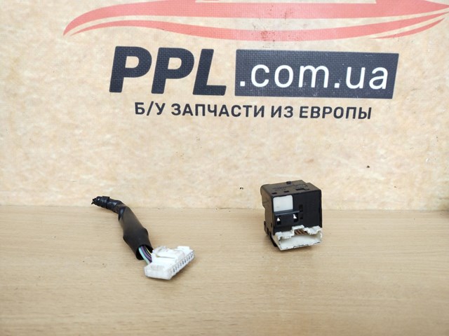 SUBARU 83061SA000 Блок управления зеркалами заднего вида, на торпедо в наличии Кривой Рог