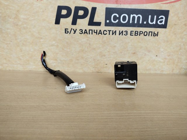 83061SA010 SUBARU купить в Винница