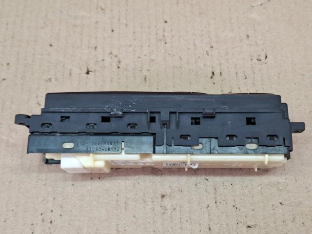 Кнопки переднего левого стекло подъемника 8404048170 TOYOTA
