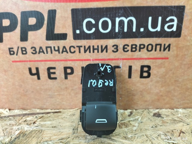 Кнопки заднего стеклоподъёмника 84139701 GM