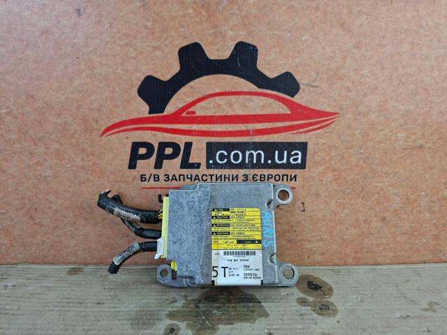 Блок управления airbag 8917002560 TOYOTA