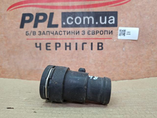 VAG 8K0122293F Фланец системы охлаждения в наличии Кривой Рог