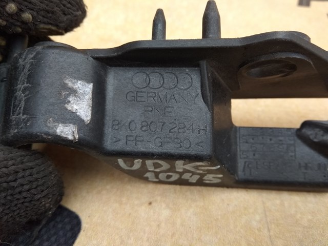 VAG 8K0807284H Кронштейн бампера переднего правый в наличии Николаев
