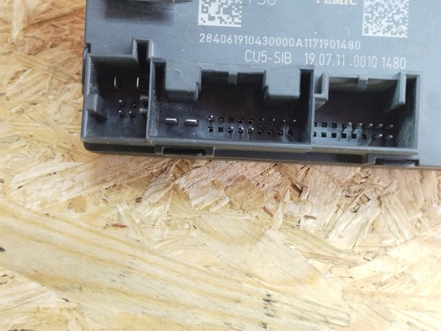 8K0959795F VAG Блок комфорта задней двери купить в Киев