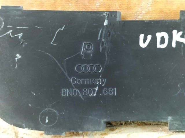 8N0807681 VAG купить в Львов
