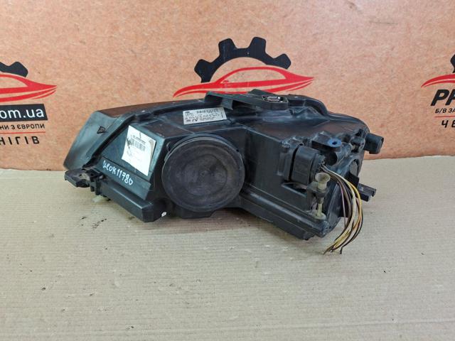VAG 8P0941004AJ Правая фара в наличии Черкассы