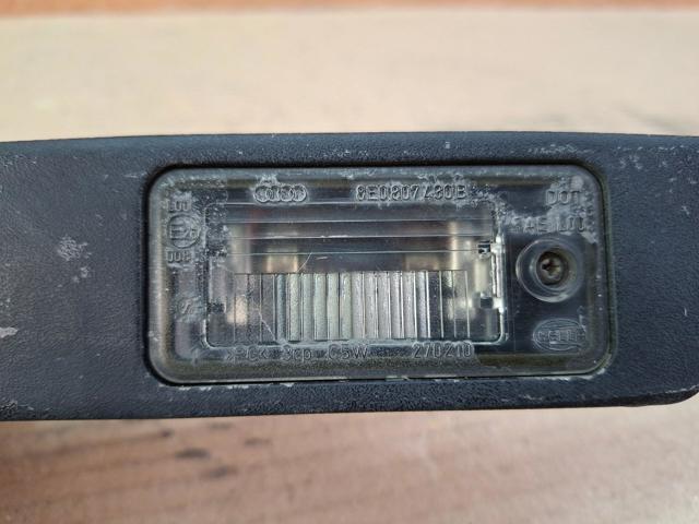 VAG 8P4827574 Накладка крышки багажника в наличии Ирпень