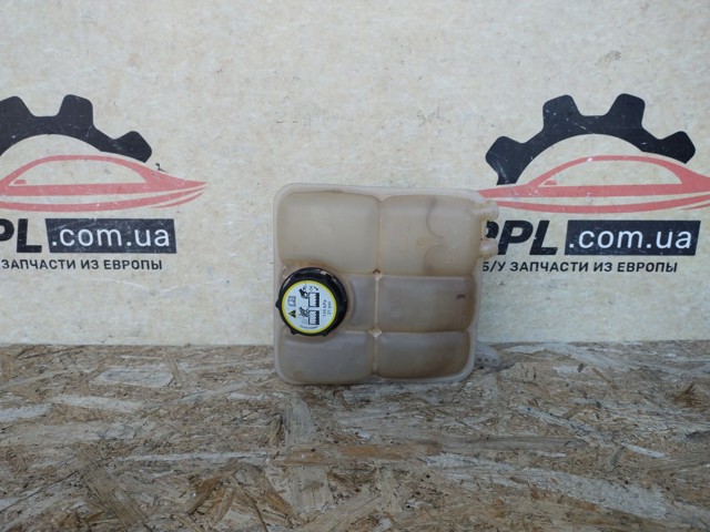 Бачок расширительный 8V618K218AE FORD