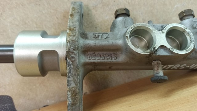 9203845 Цилиндр тормозной главный купить Запорожье