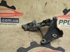 Ford focus ii 2004-2011 pertner berlingo кронштейн генератора оригинал в наличии 9653249480 

запчасть б.у оригинал в наличии.

важно! запчасти с европейского авто не с англичанки!

в отличном состоянии! 

отправка в регионы! 9653249480