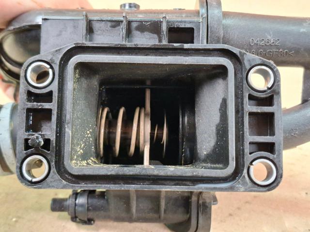9670253780 FORD Корпус термостата купить в Сумы