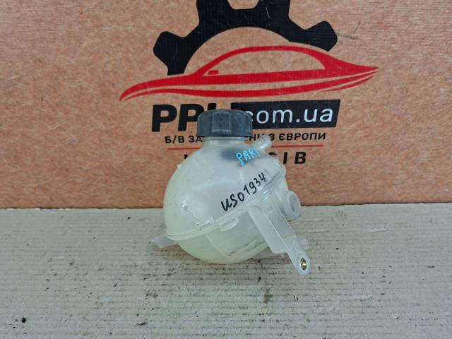 Расширительный бачок охлаждения 9684527680 PEUGEOT