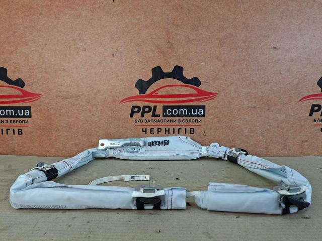 Шторка боковая правая 9804092280 PEUGEOT