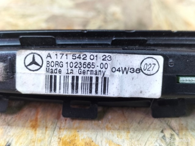 MERCEDES A1715420123 Дисплей парктроника в наличии Черкассы