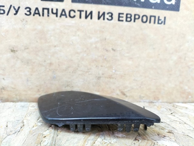 Заглушка буксировочного крюка в передний бампер A1768850122 MERCEDES