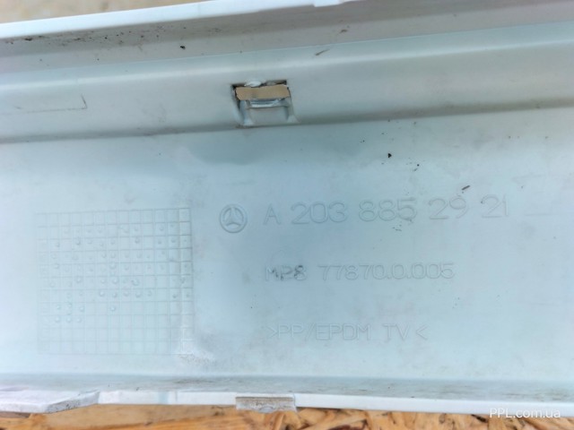 MERCEDES A2038852921 Молдинг бампера заднего центральный в наличии Харьков