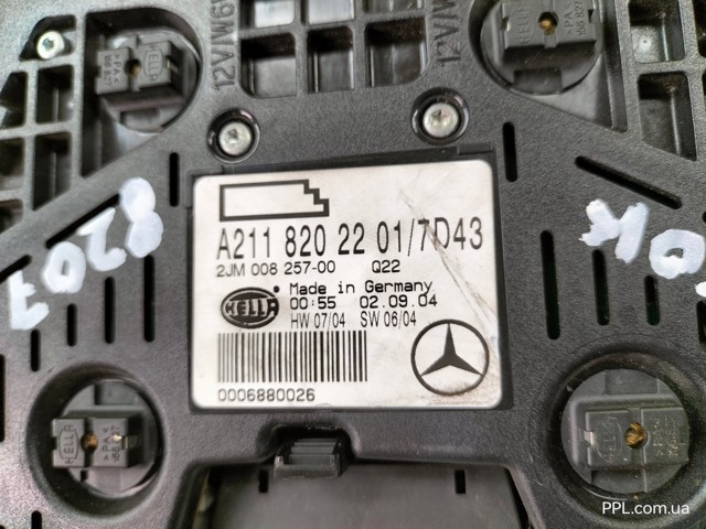 MERCEDES A2118202201 Плафон салона в наличии Украина