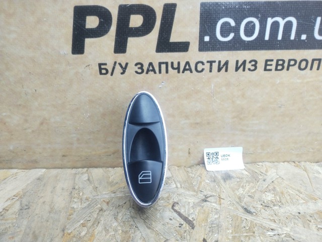 Кнопки переднего левого стекло подъёмника A2118219958 MERCEDES