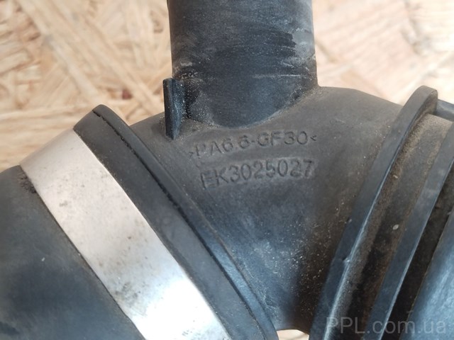 A2135014100 MERCEDES Нижний шлаг радиатора охлаждения купить в Ужгород