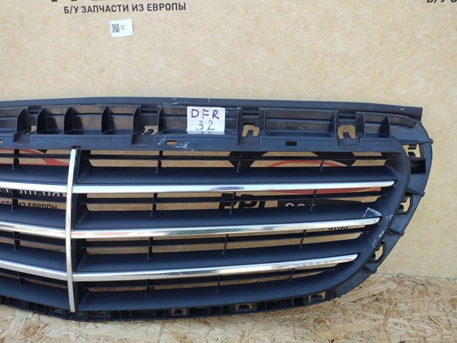 MERCEDES 2138808602 Решетка радиатора в наличии Одесса