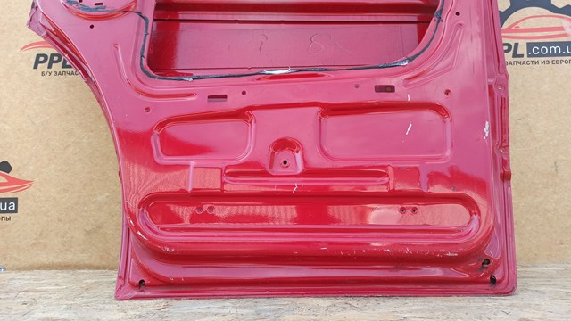 Пассажирская передняя дверь A9067200105 MERCEDES