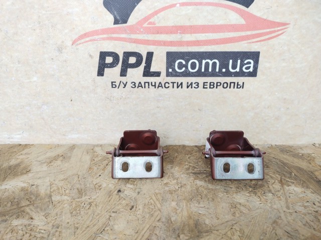 AM51U42900AE Петля крышки багажника купить Каменское