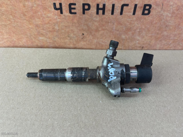 AV6Q9F593AD Форсунка впрыска топлива купить Харьков