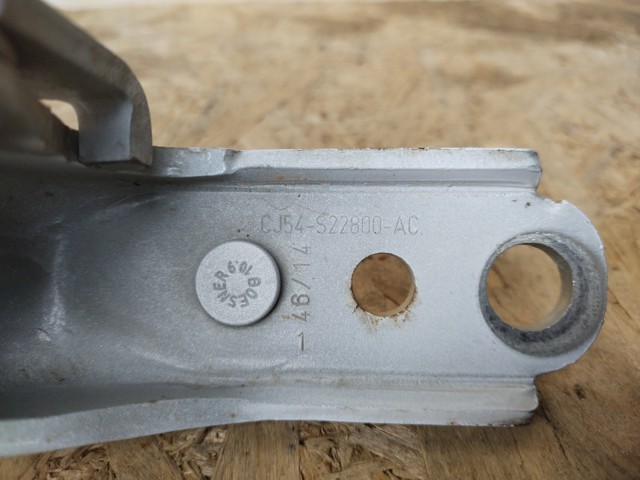 CJ54S22800AC Петля двери передней правой купить Чернигов