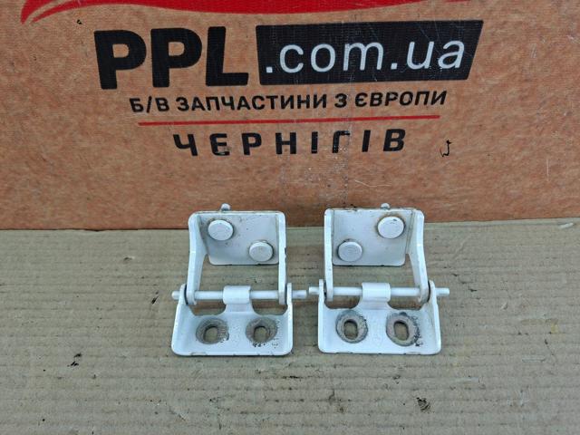 CM5142901AF Петля задней двери купить Хмельницкий