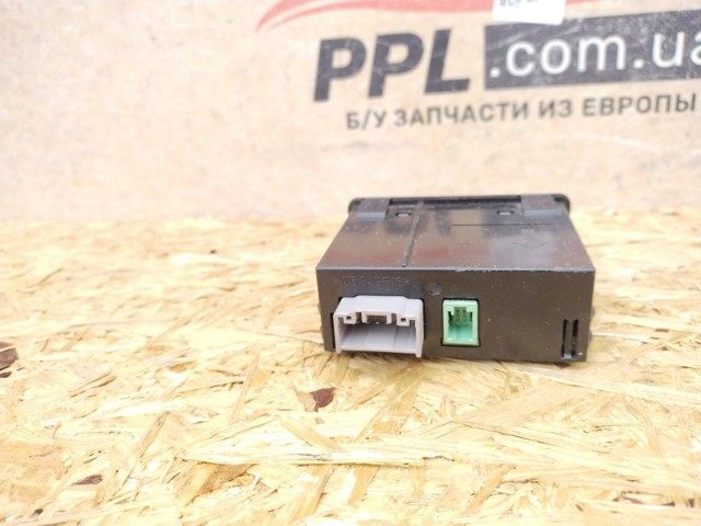 D09H669U0 Блок управления мультимедийный купить Днепр