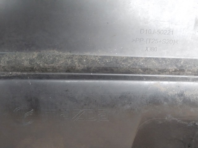 MAZDA D10J50221 Задний бампер в наличии Тернополь