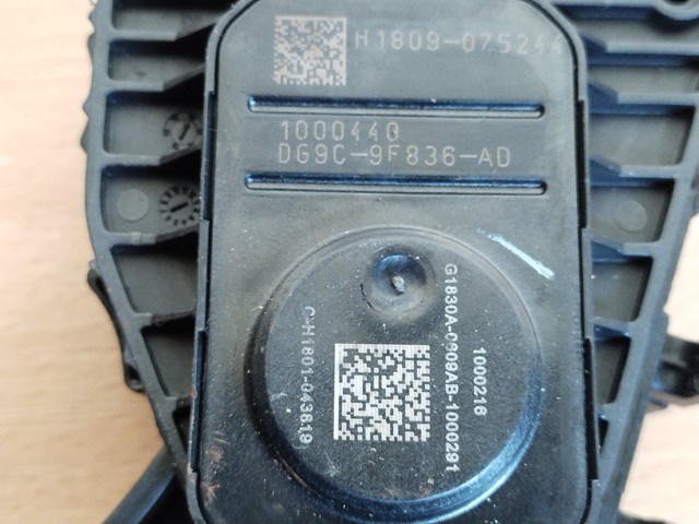 FORD DG9C9F836AD Педаль газа в наличии Тернополь