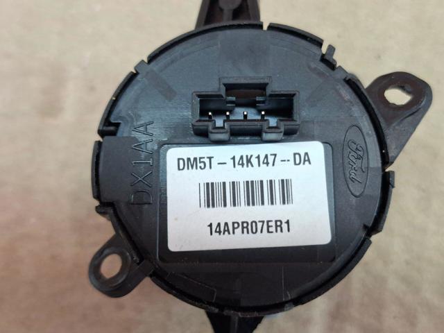 FORD DM5T14K147DA Блок кнопочных переключателей рулевого колеса в наличии Украина