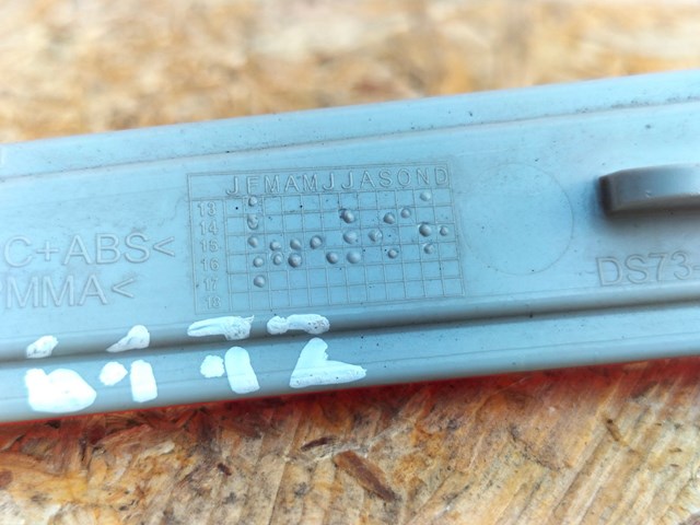 DS73515B0B FORD Катафот (отражатель) заднего бампера правый купить в Черновцы